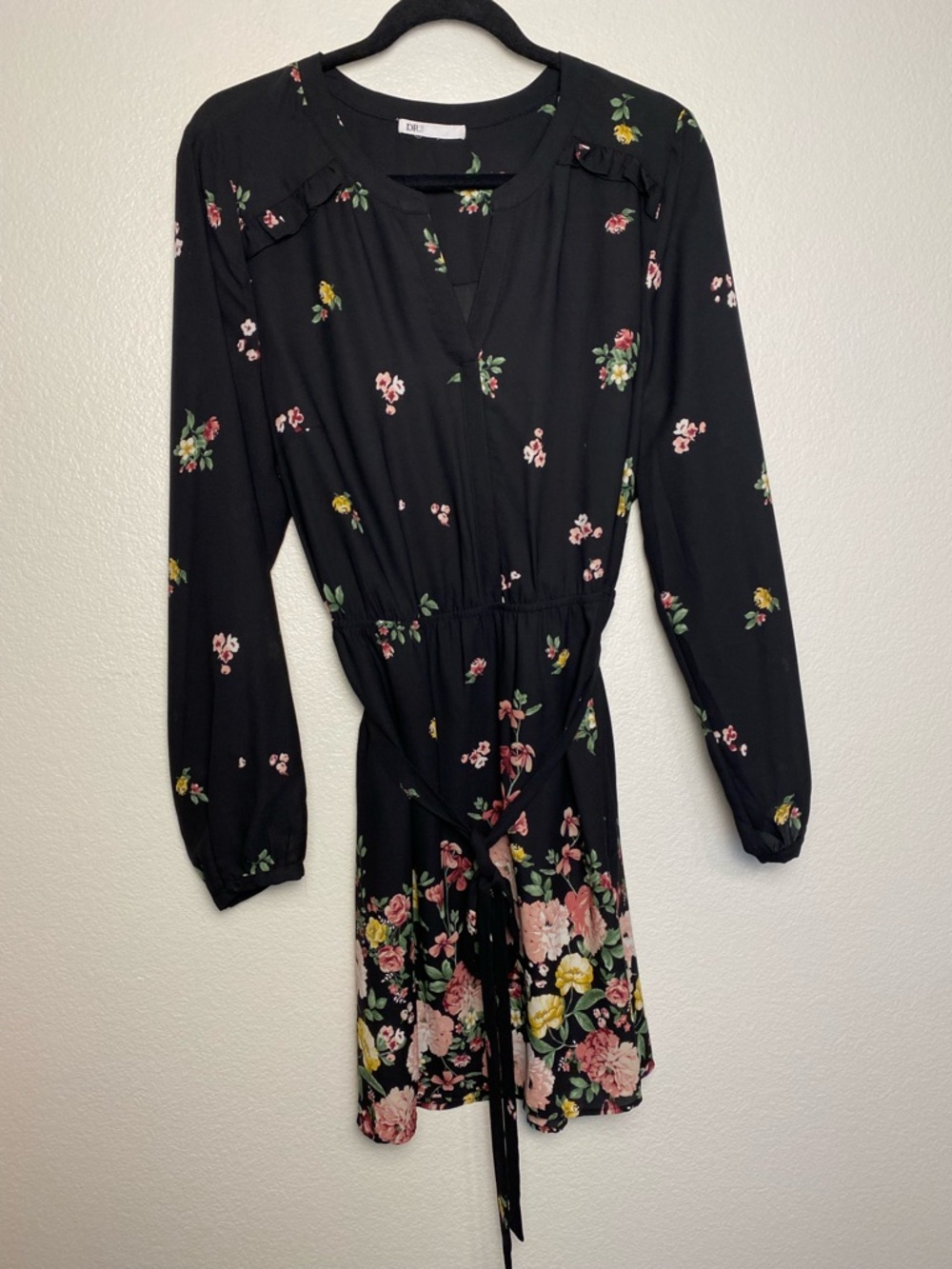 EUC DR2 Floral Long Sleeve Mini Dress – Size Medium